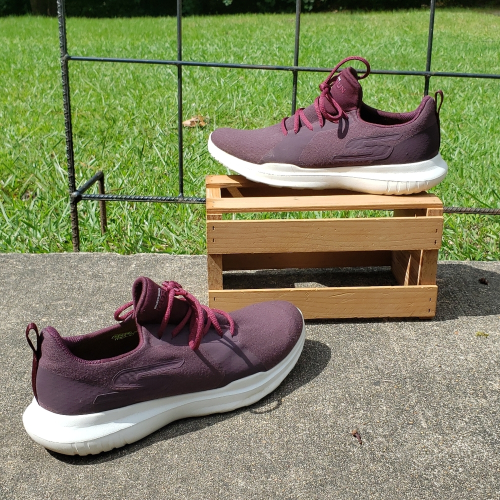 Skechers Go Run sz 9